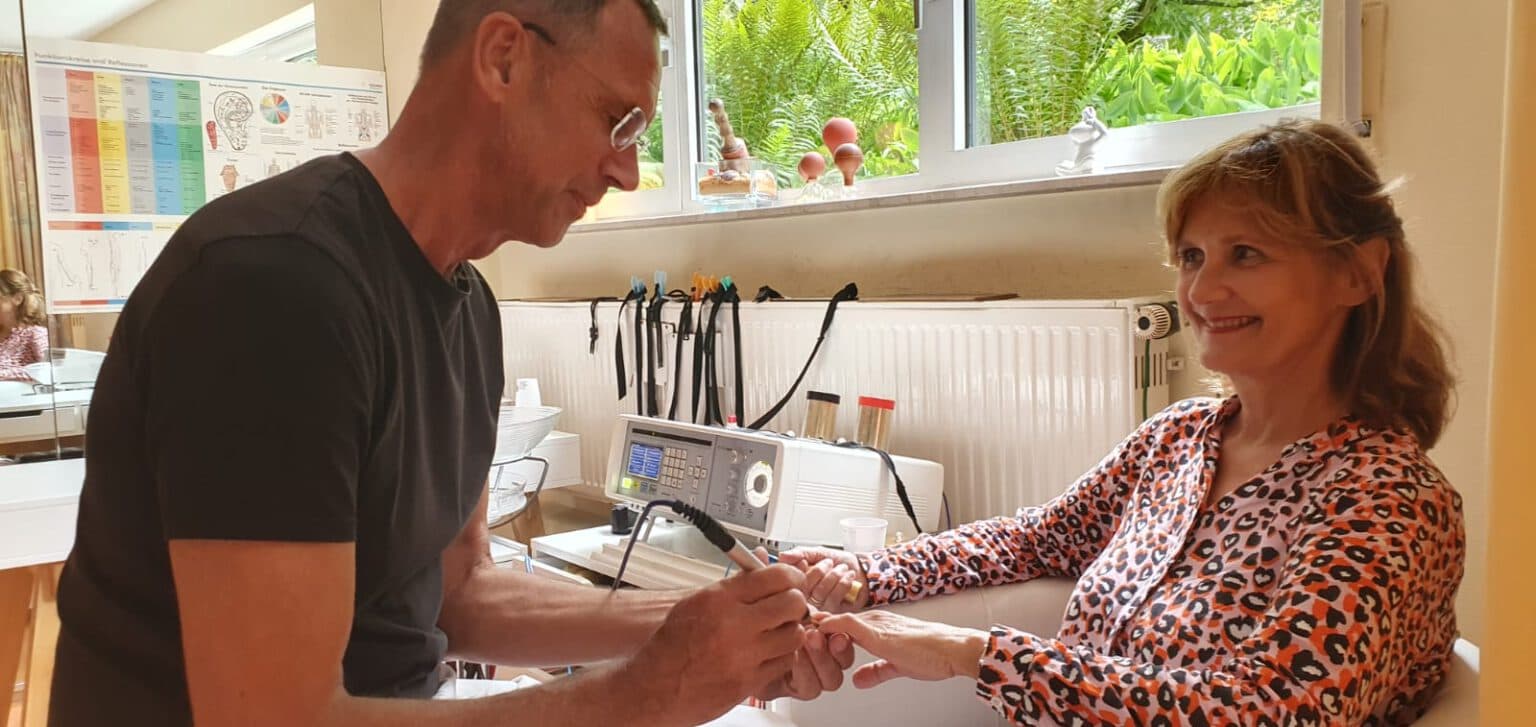 Bioresonans behandlingsudstyr